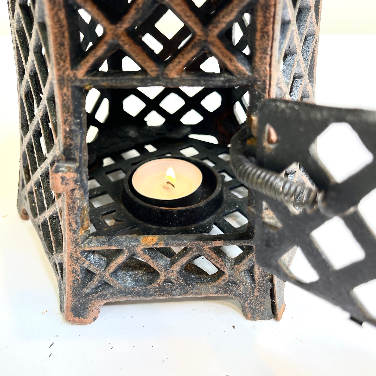 Pagoda Lantern