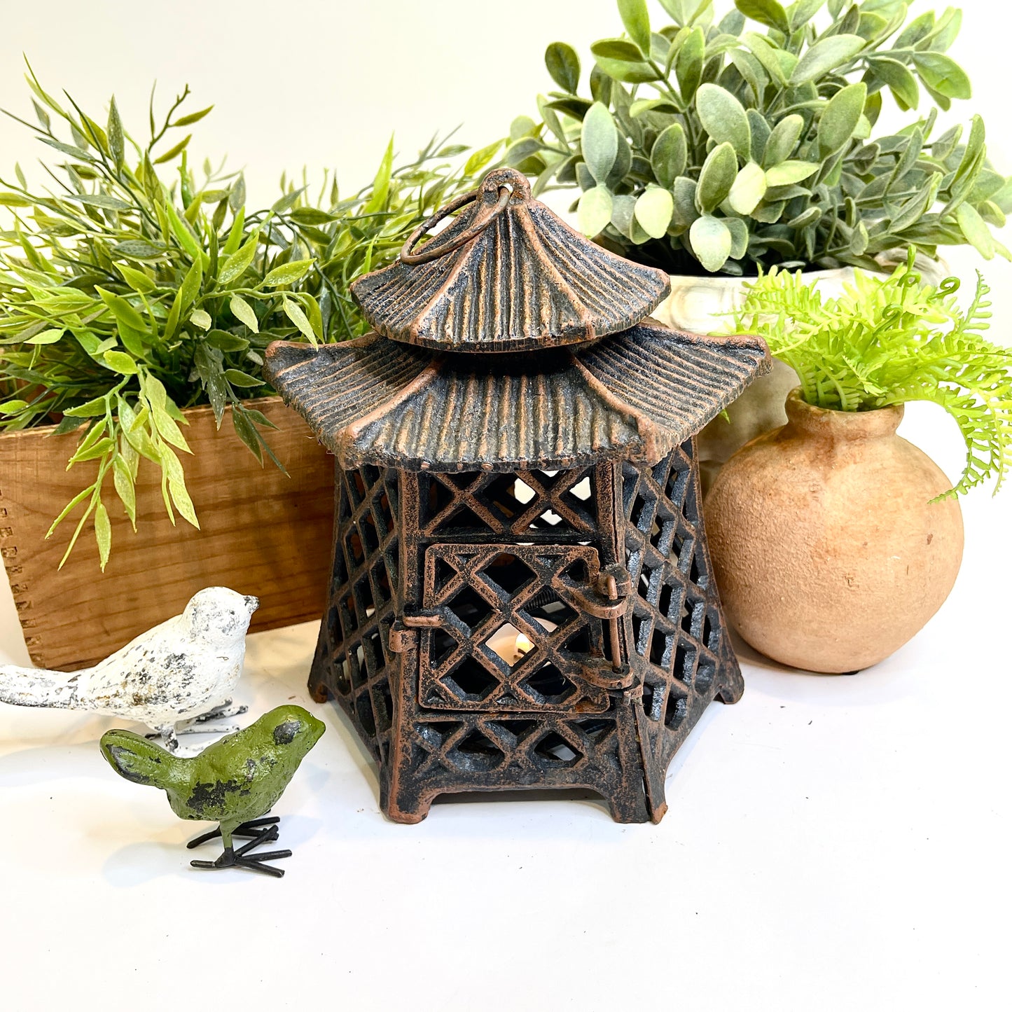 Pagoda Lantern