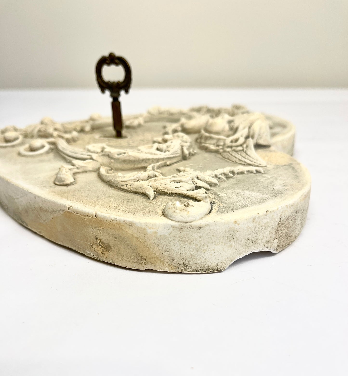 Key to My Heart Cherub Wall Decor