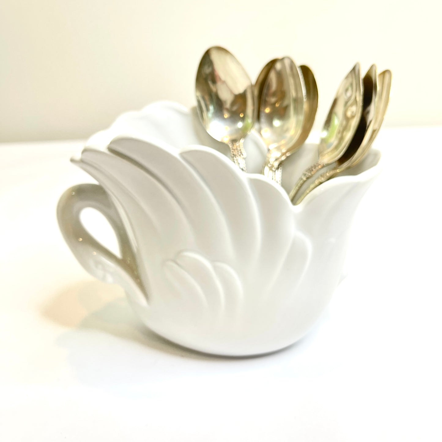 Swan Planter
