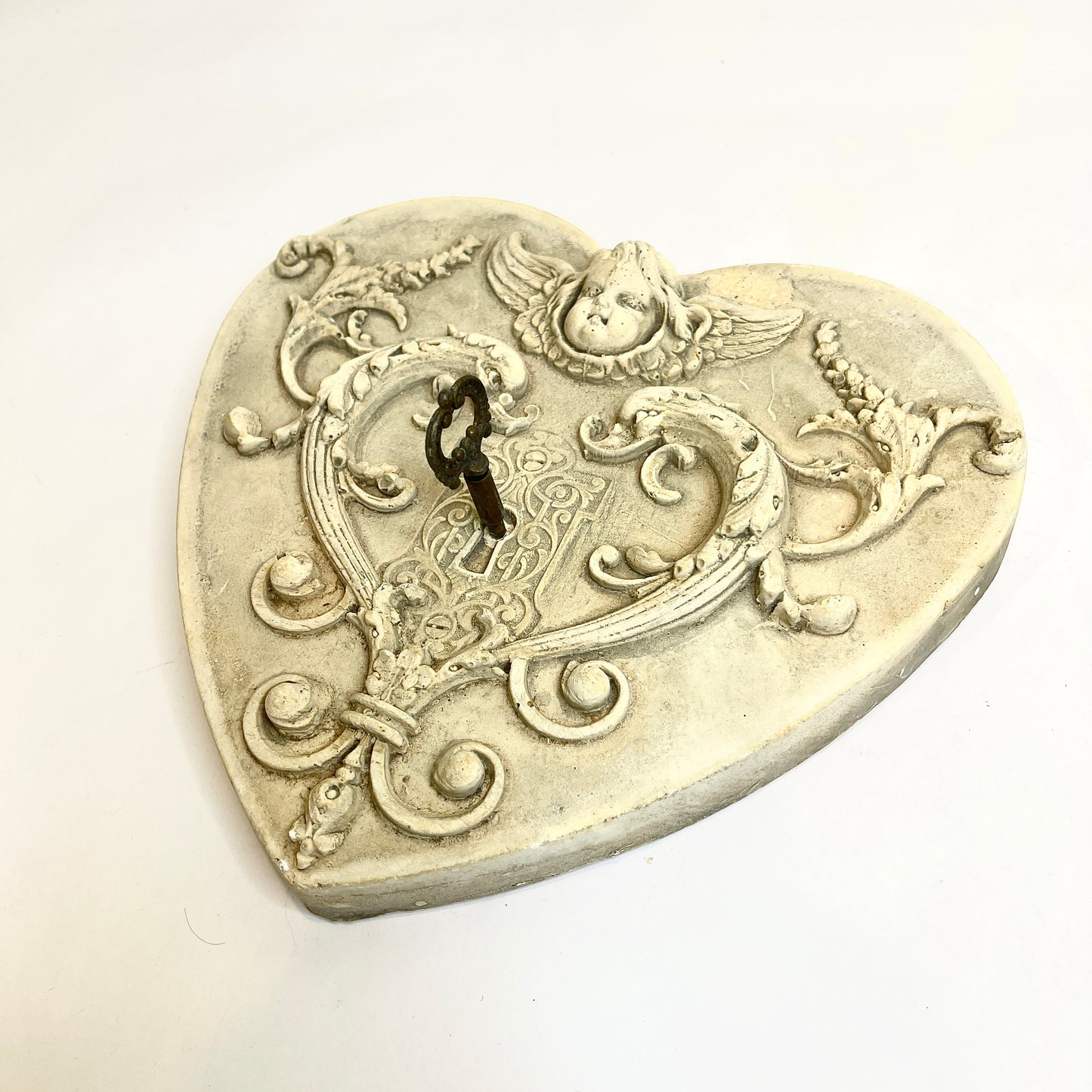 Key to My Heart Cherub Wall Decor