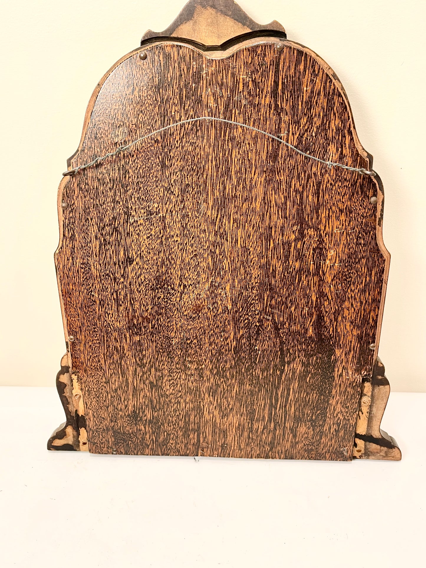 Vintage Gold Wood Mirror: Arch Top