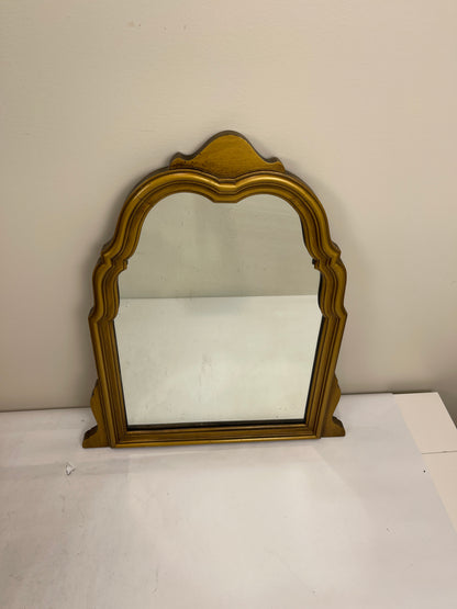Vintage Gold Wood Mirror: Arch Top