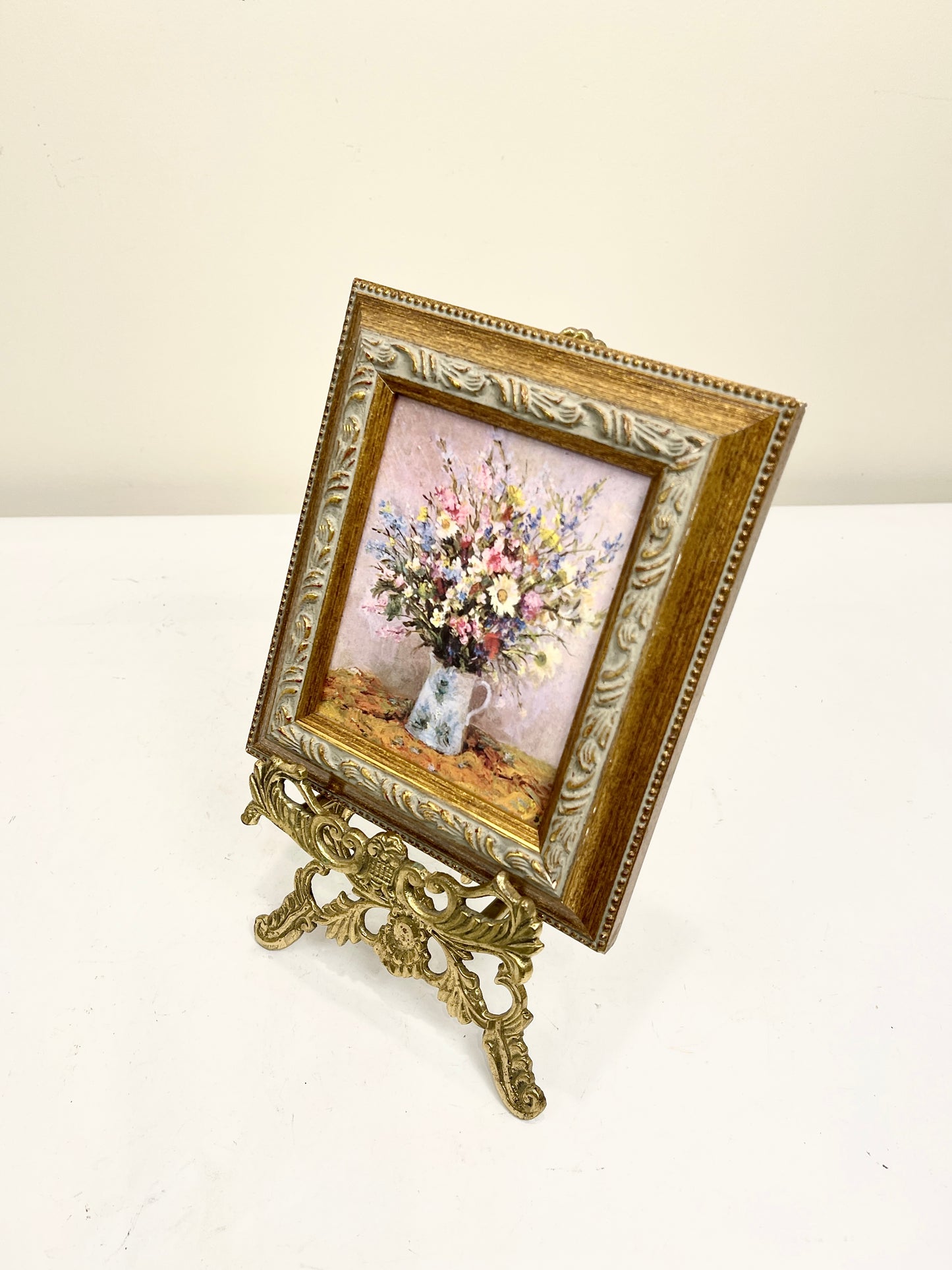 Vintage Brass Easel: Book Stand