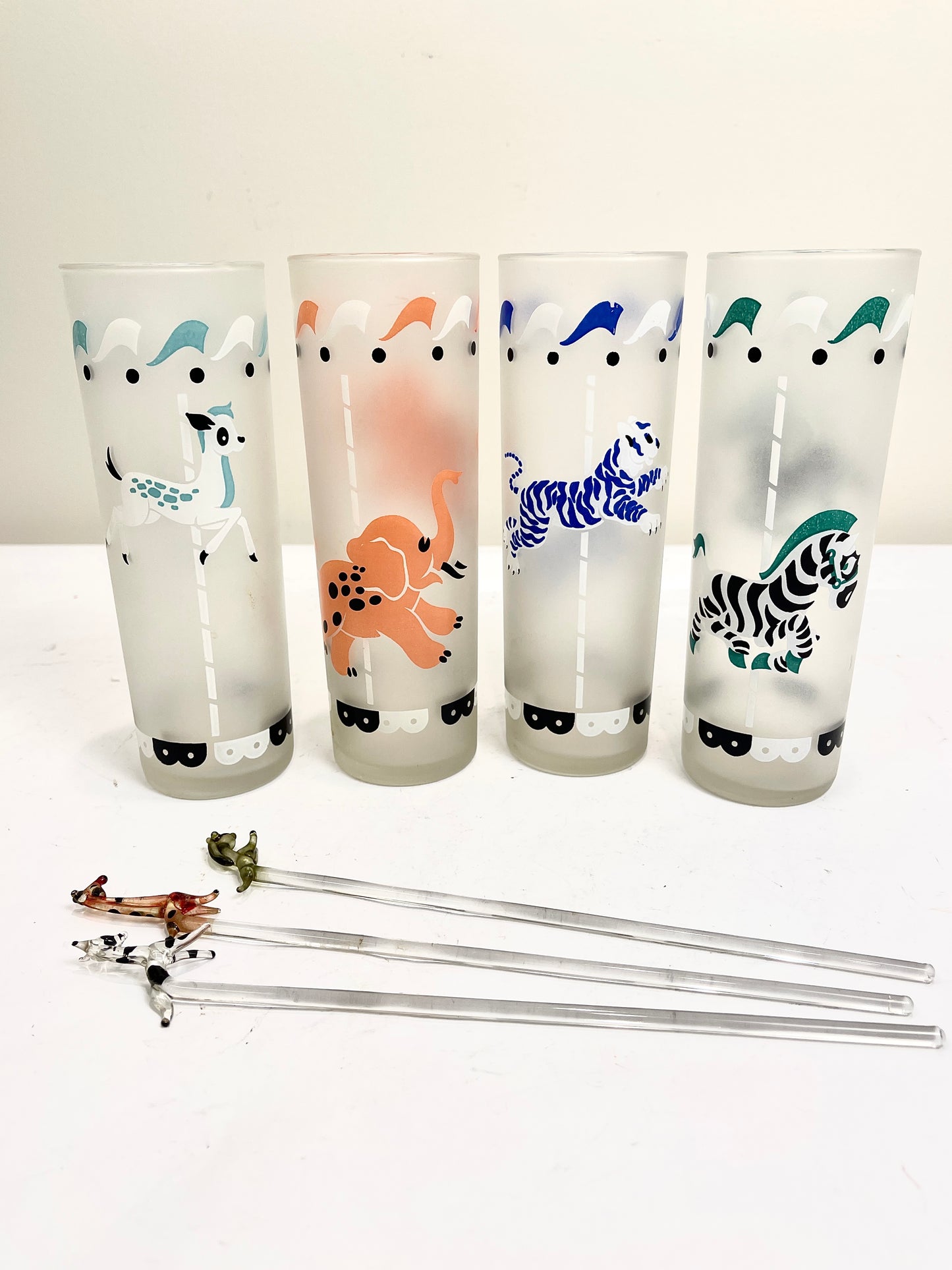 Vintage Libbey Frosted Carousel Glass Set