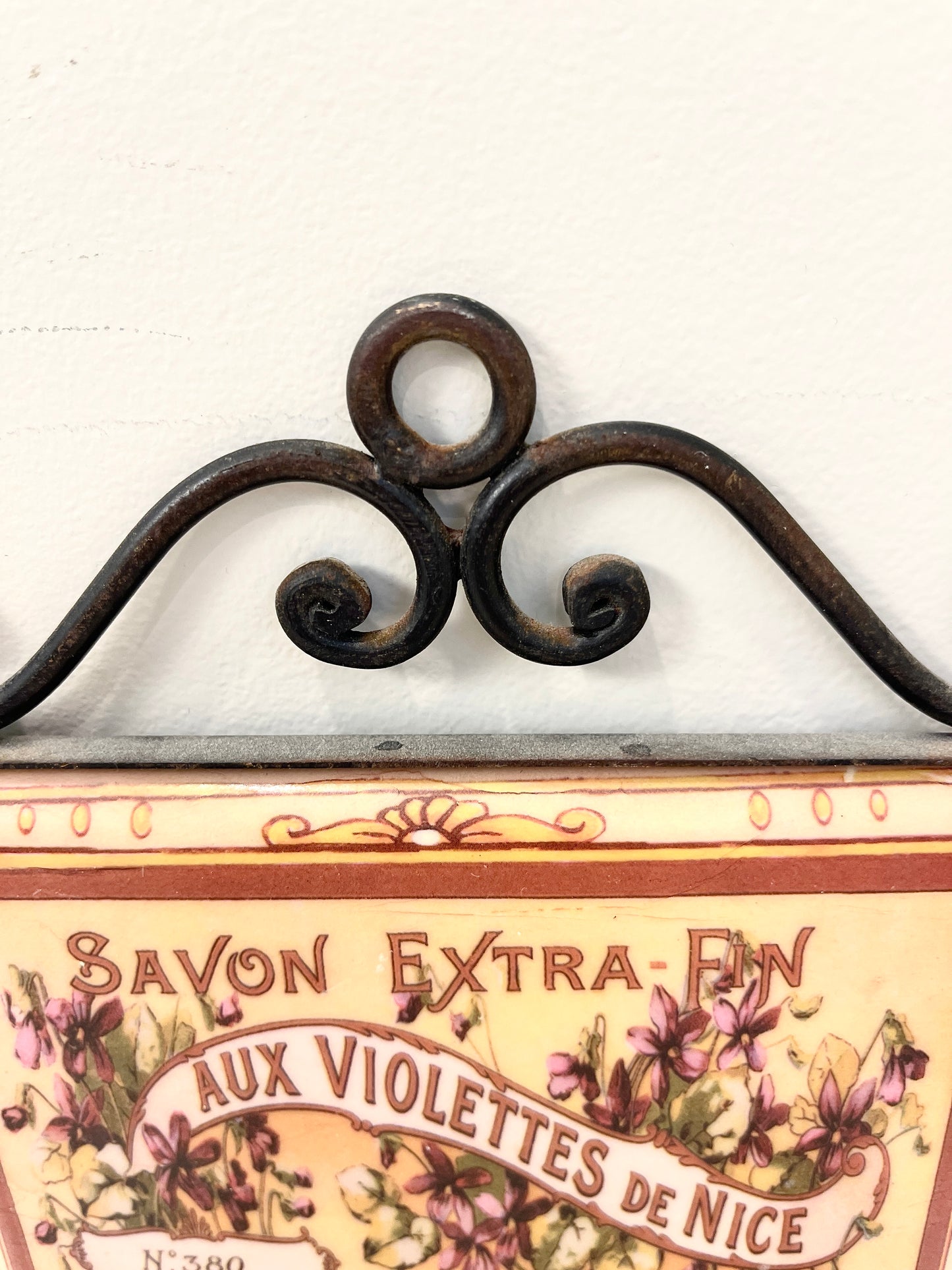 French Sign with Double Hooks