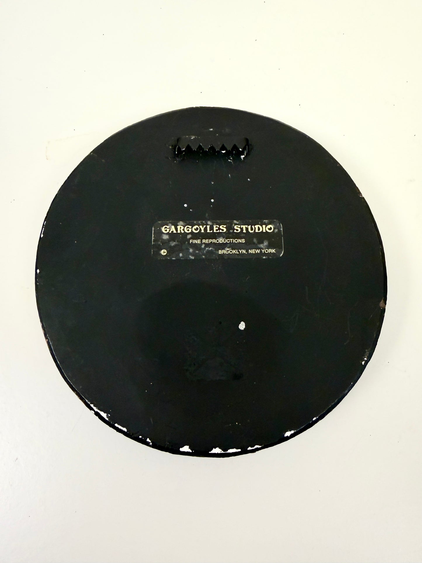 Vintage Round Mirror: Raised Fruit Garland