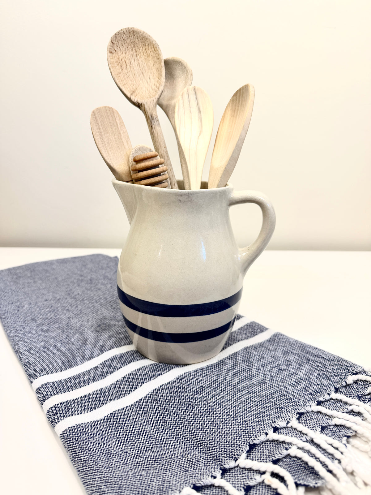 Vintage Stoneware Pitcher: Ransbottom