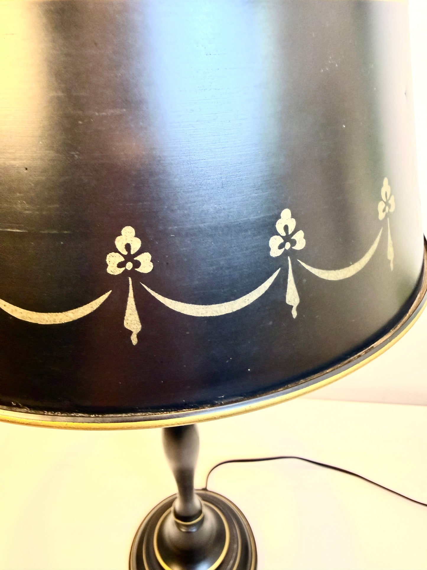 Vintage Tole Lamp: Black and Gold Metal