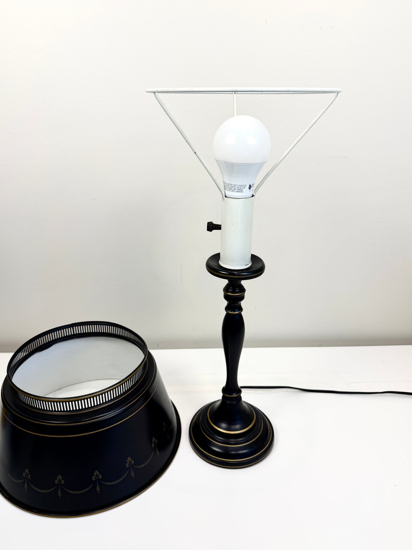 Vintage Tole Lamp: Black and Gold Metal
