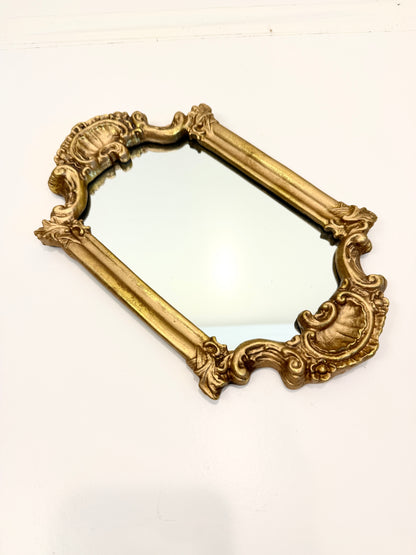 Vintage Gold Mirror: French Style