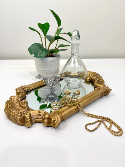 Vintage Gold Mirror: French Style