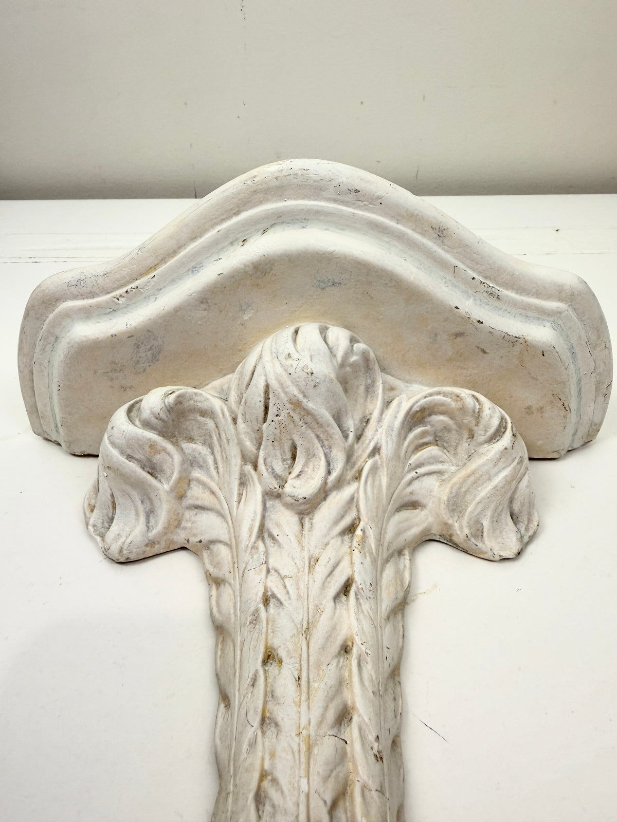 Vintage Wall Shelf: White Demilune