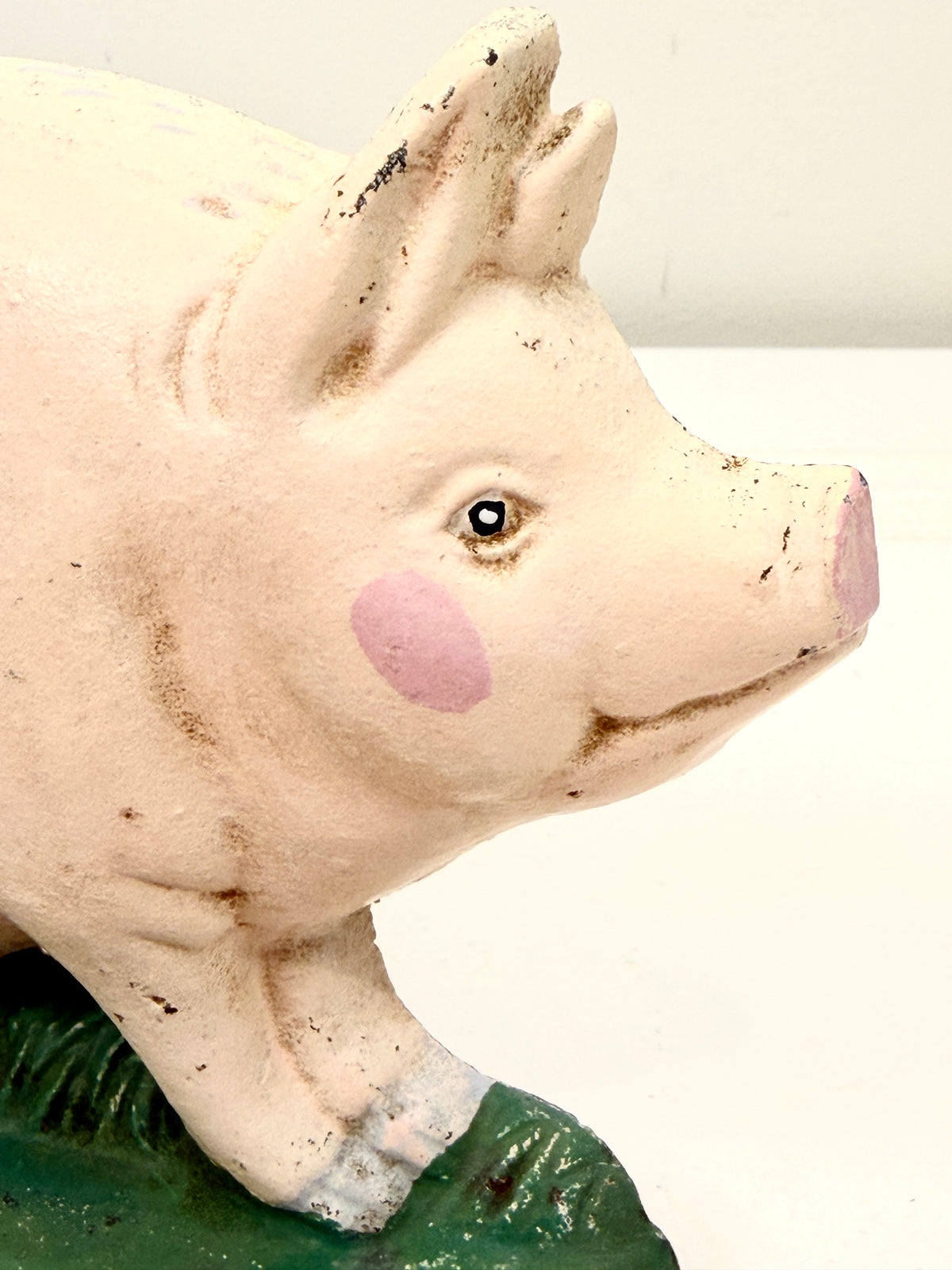 Vintage Pig Doorstop: Cast Iron