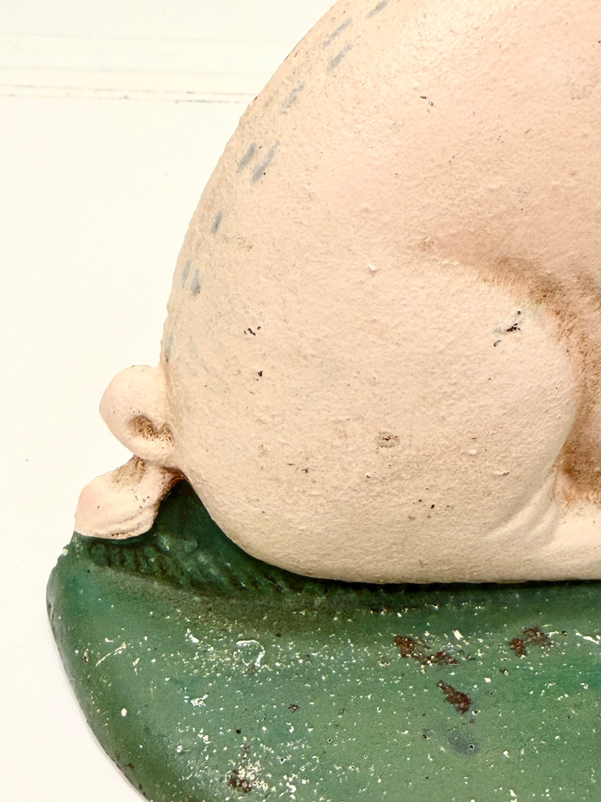 Vintage Pig Doorstop: Cast Iron