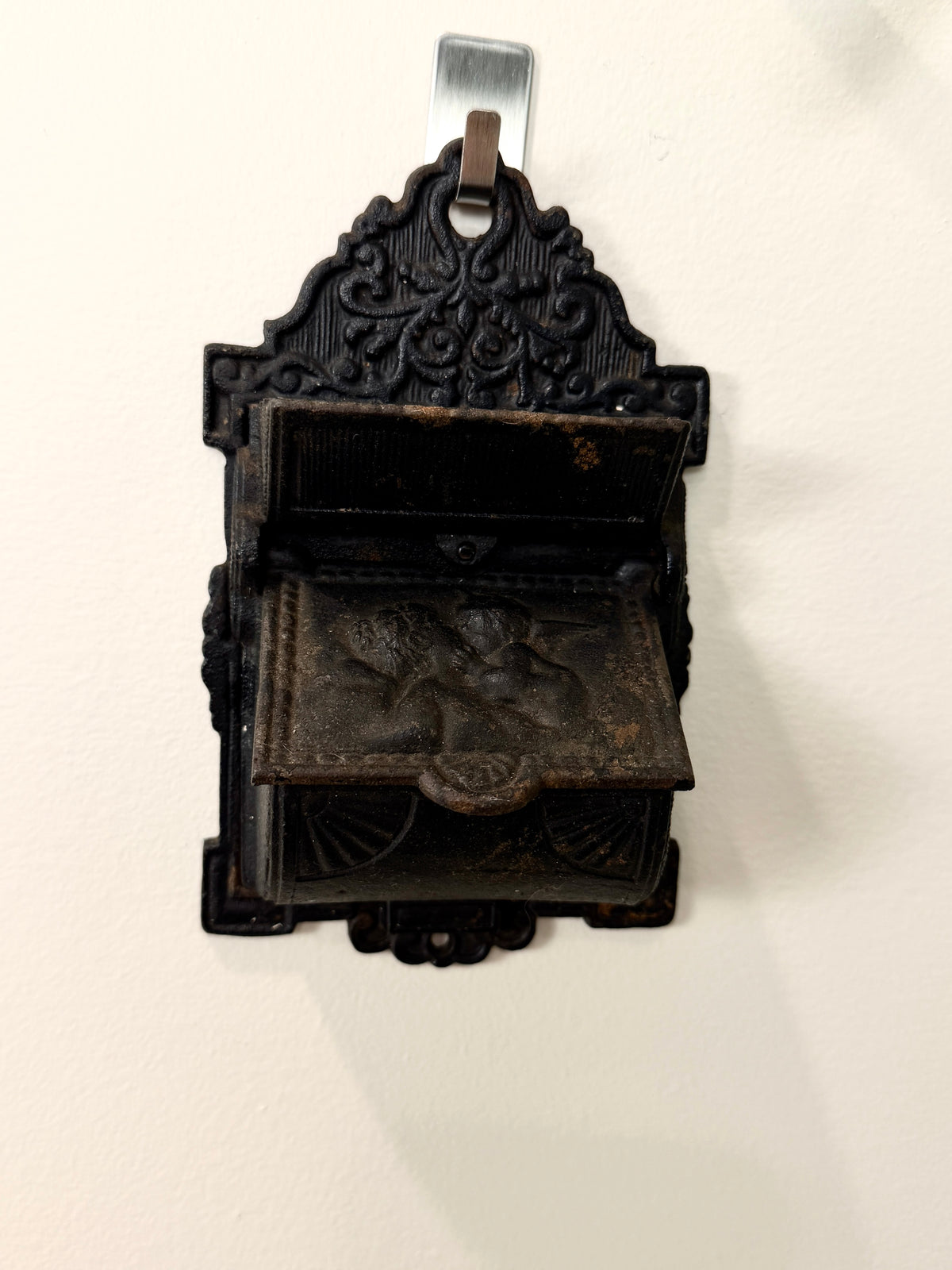 Vintage Cast Iron Double Match Holder