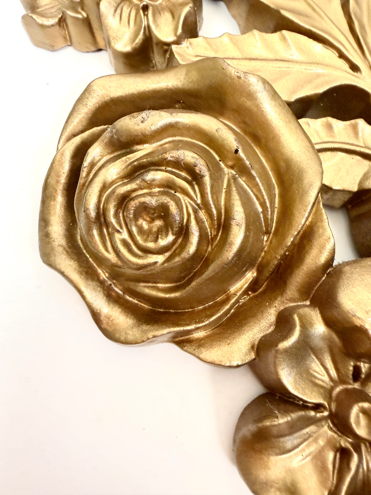 Vintage Syroco Gold Wall Art