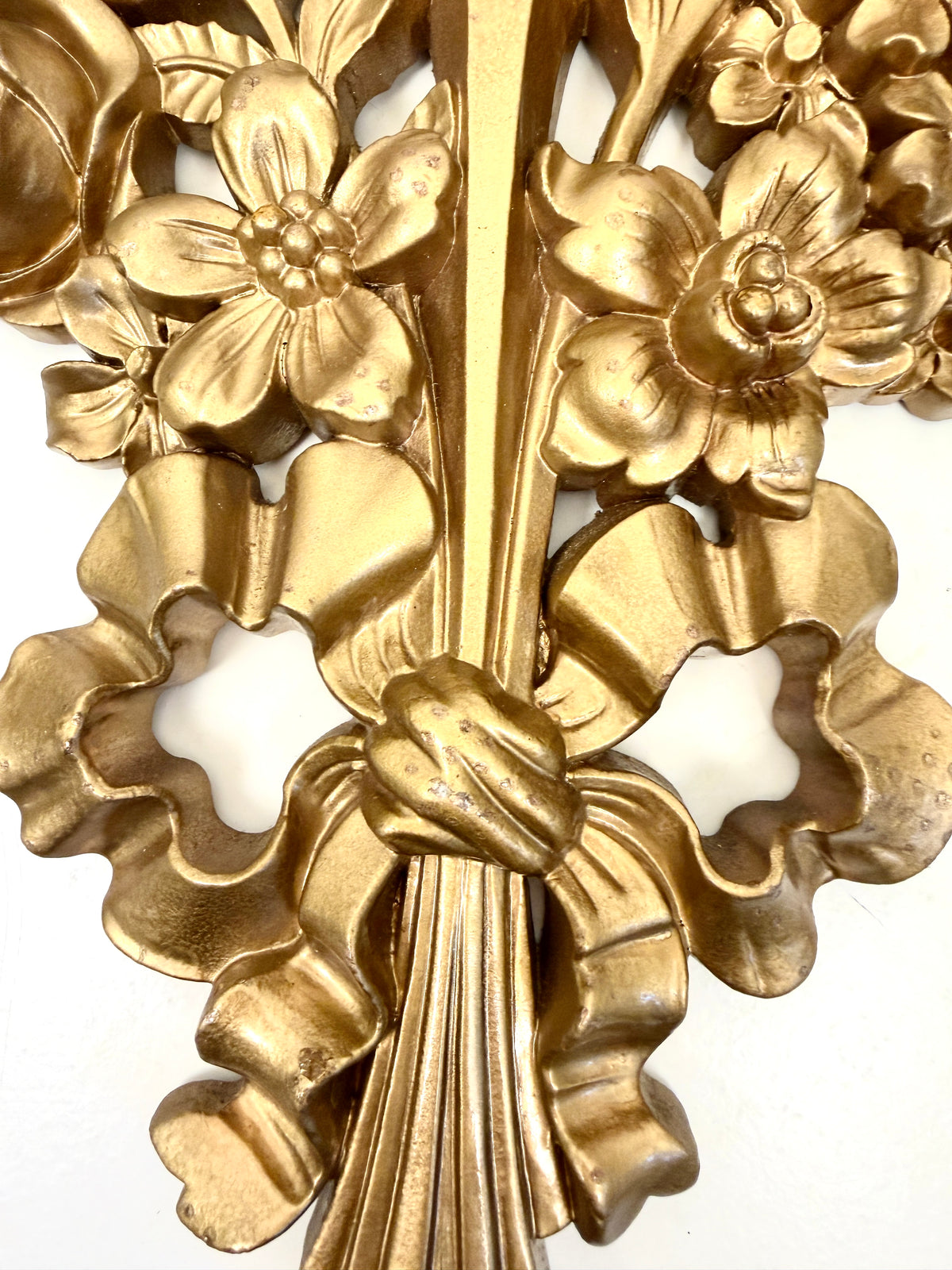Vintage Syroco Gold Wall Art