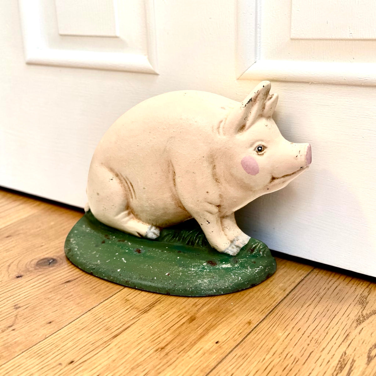 Vintage Pig Doorstop: Cast Iron